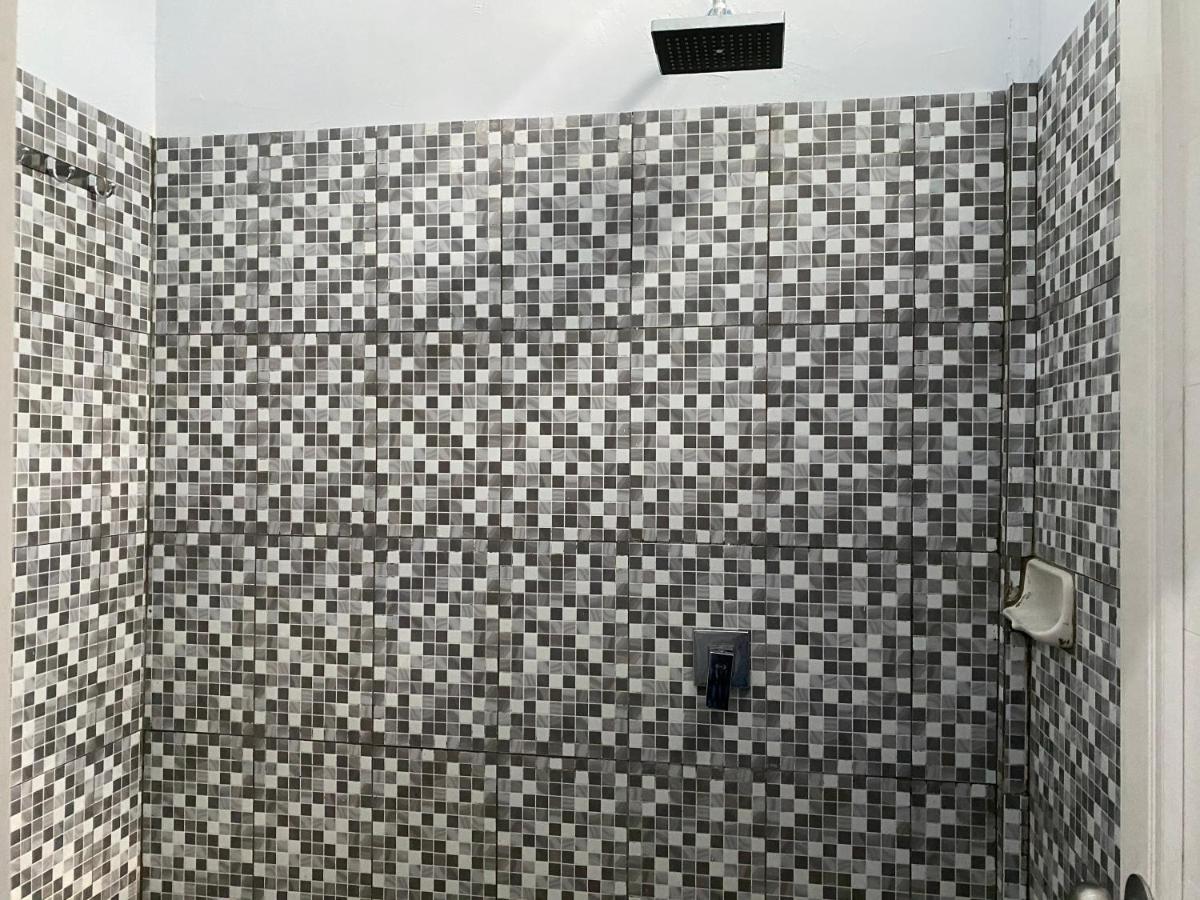 Khalisa Home Syariah Pontianak Exterior photo