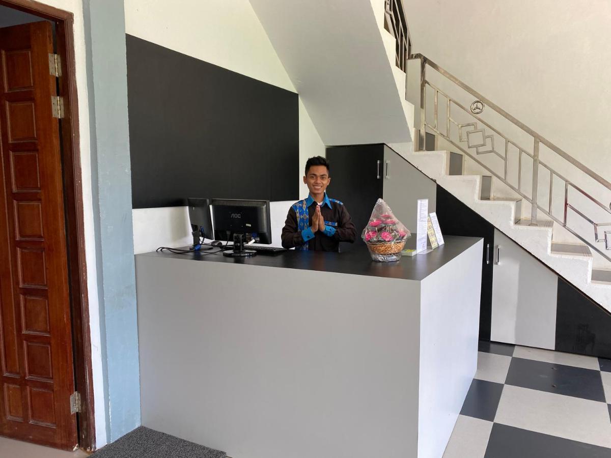 Khalisa Home Syariah Pontianak Exterior photo