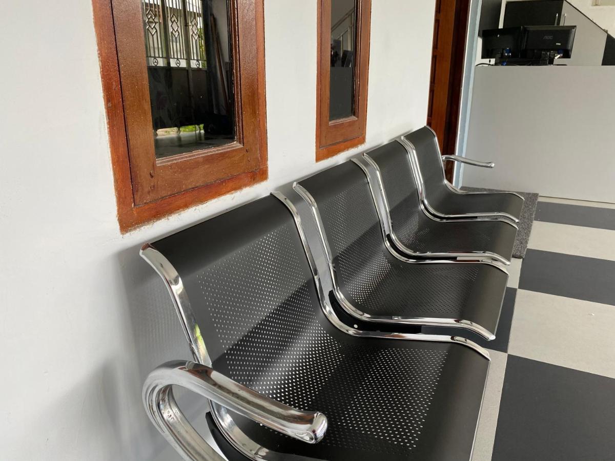 Khalisa Home Syariah Pontianak Exterior photo